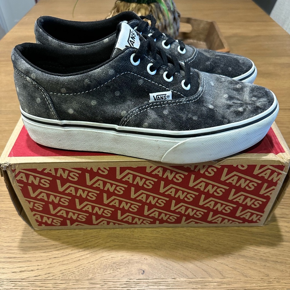 Vans Doheny Black/Grey/White Polkadot Platform